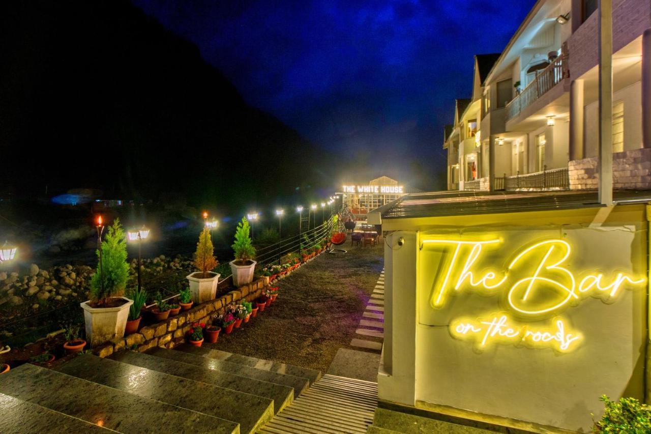 Paradise-The Whitehouse Cafe Manali  Exterior photo