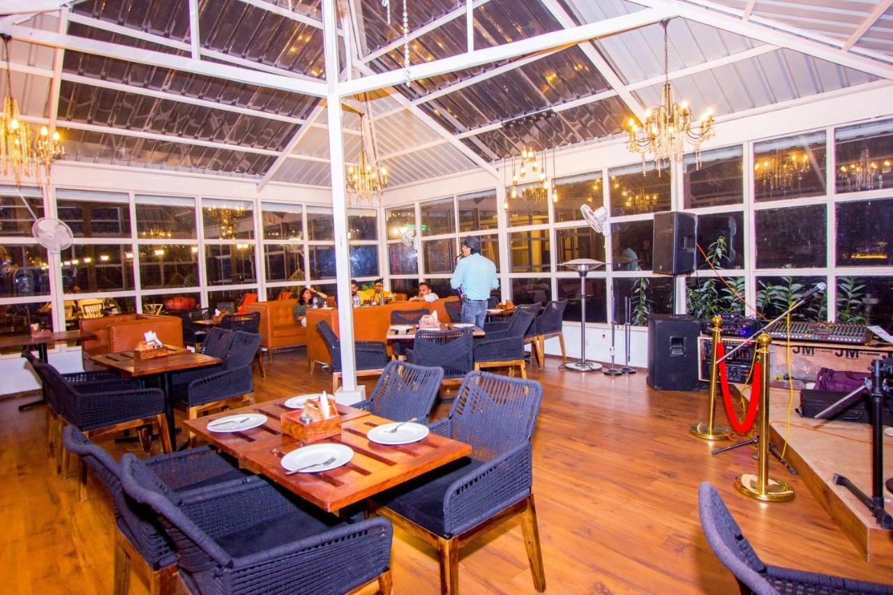 Paradise-The Whitehouse Cafe Manali  Exterior photo